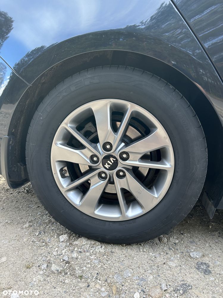 Kia Optima 2.0 M - 16