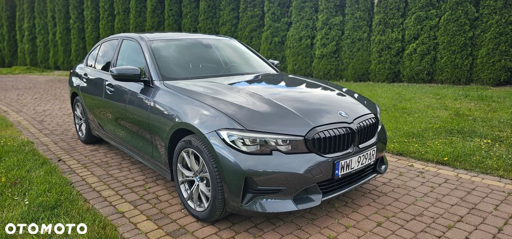 BMW Seria 3 320i xDrive Sport Line - 5