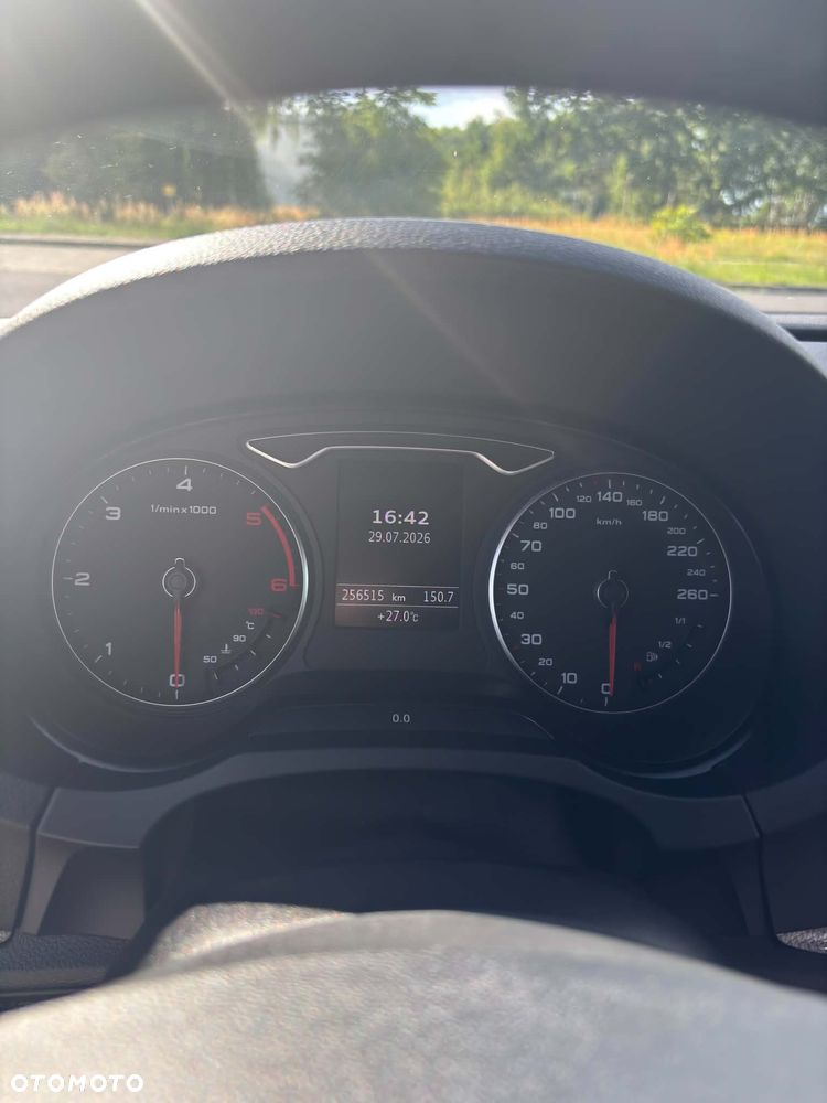 Audi A3 Sportback 2.0 TDI (clean diesel) Ambiente - 16