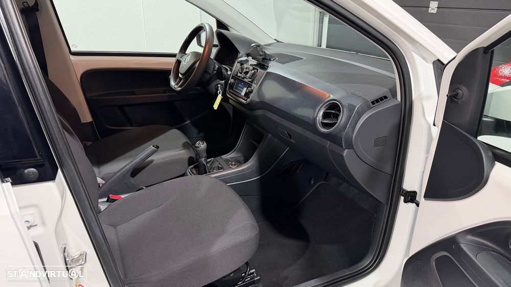 VW Up! 1.0 BMT Move - 13