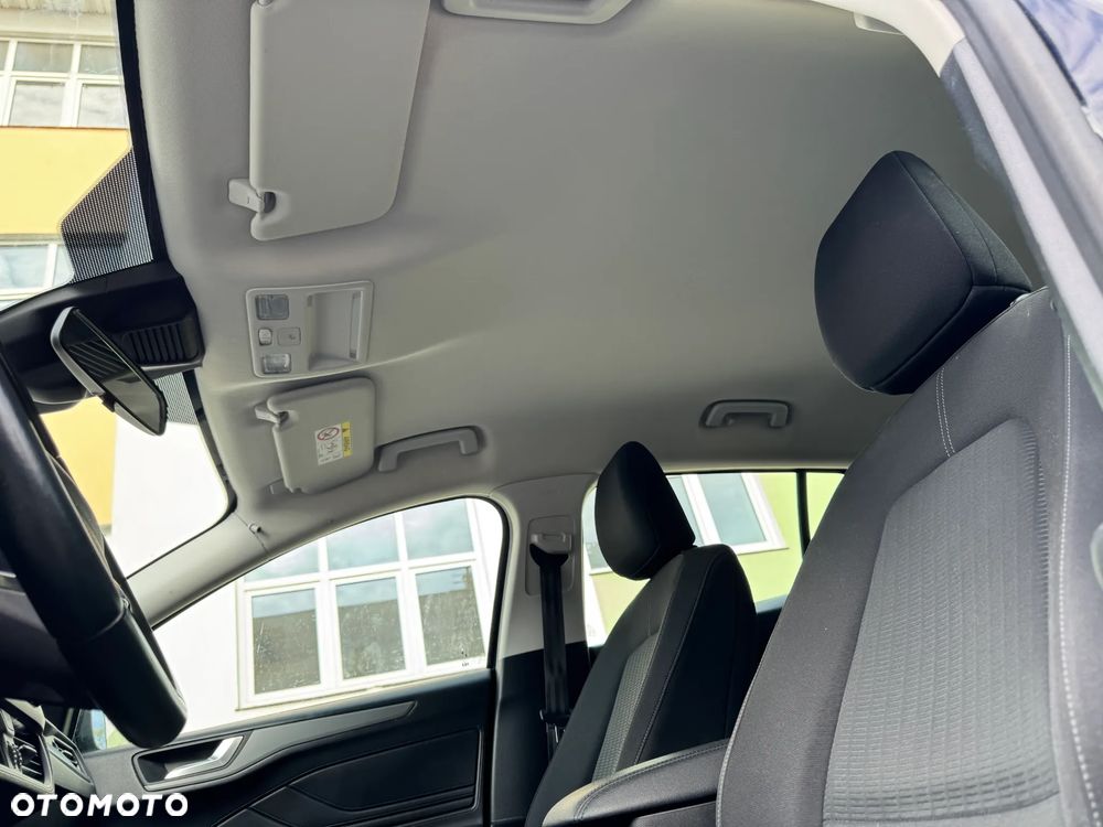 Ford Focus 1.0 EcoBoost Trend - 9