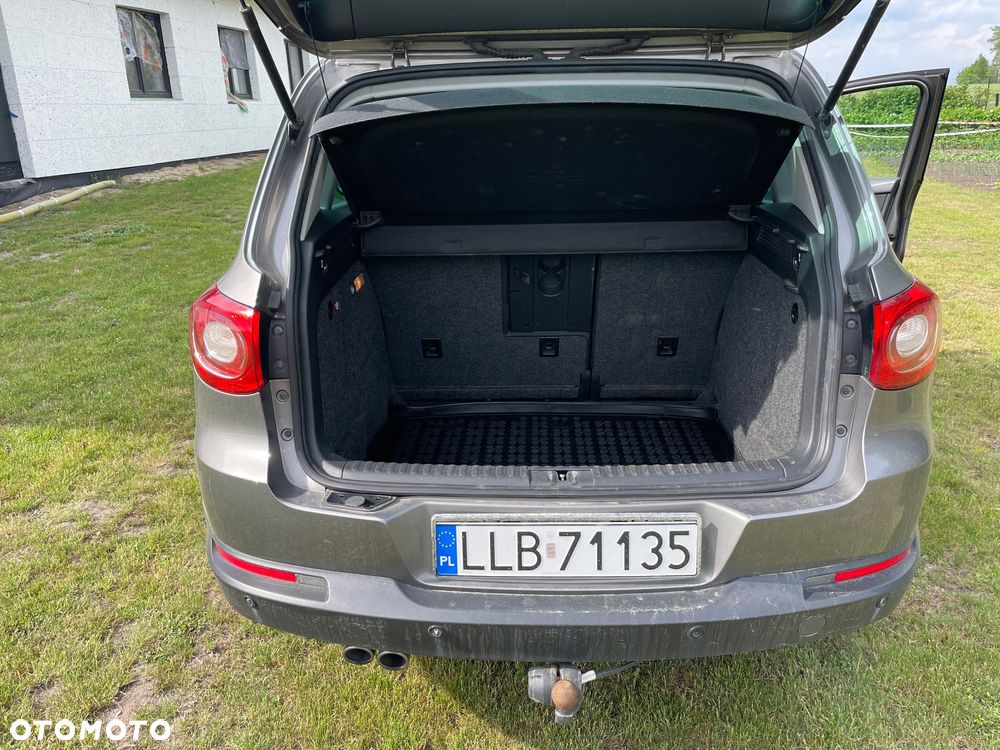 Volkswagen Tiguan - 13