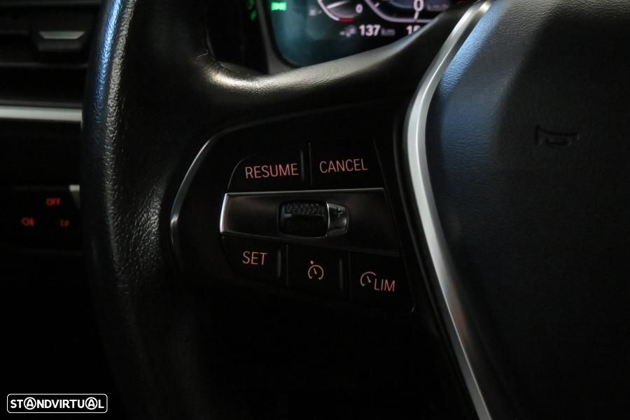 BMW 320 e Corporate Edition Auto - 11