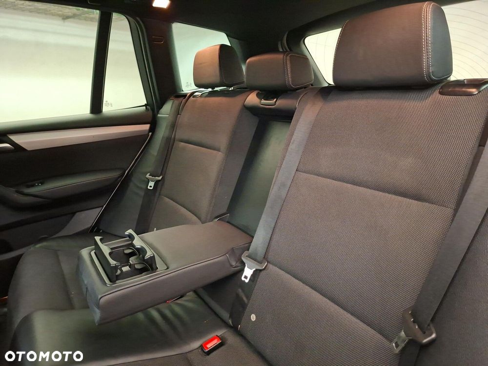 BMW X3 sDrive18d M Sport - 17