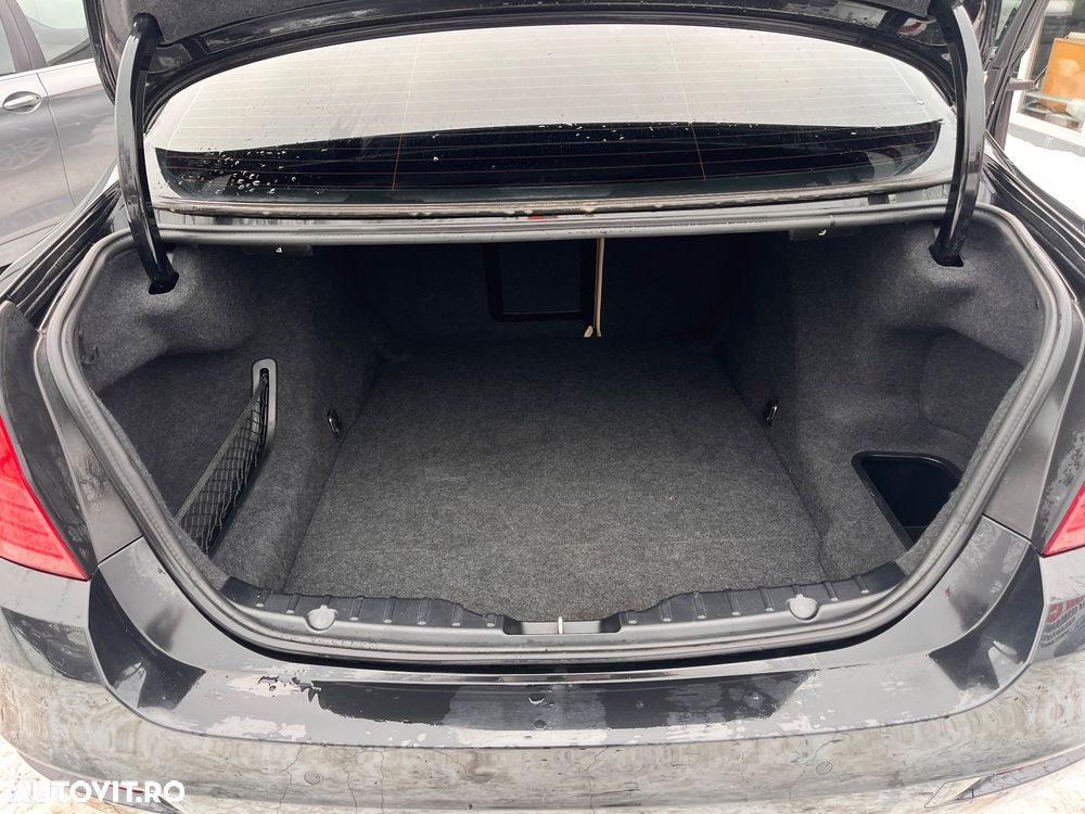 BMW Seria 5 525d Aut. Luxury Line - 17