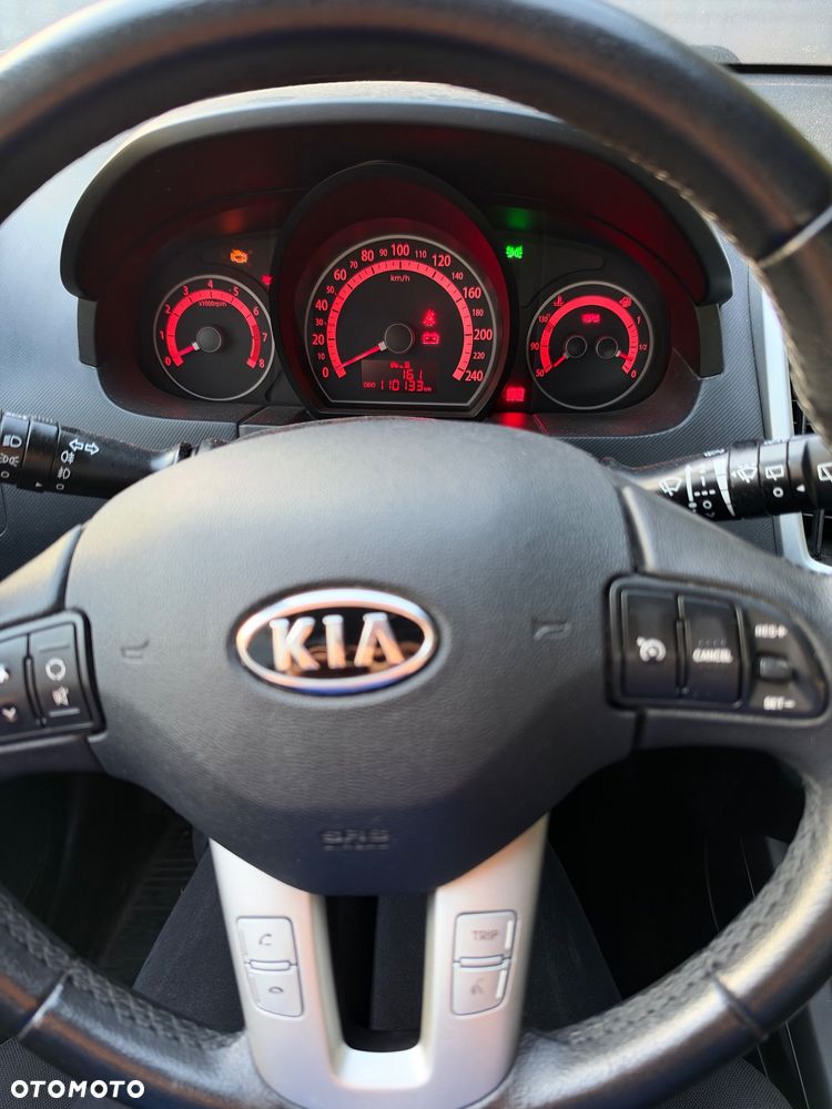 Kia Ceed - 10