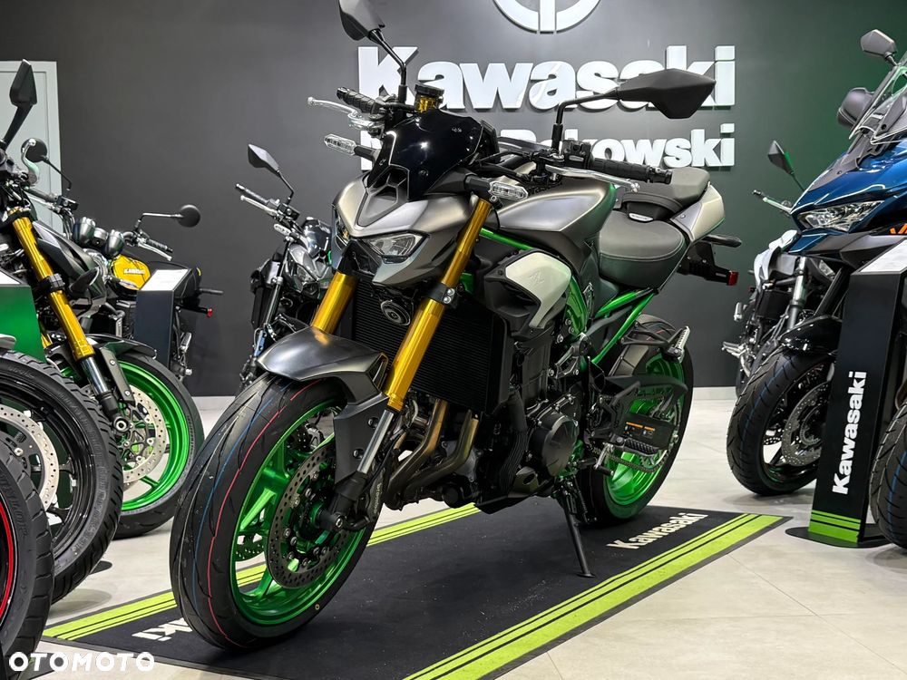 Kawasaki Z 900 - 10