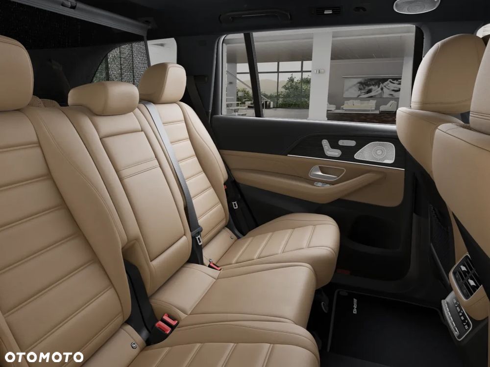 Mercedes-Benz GLS - 19