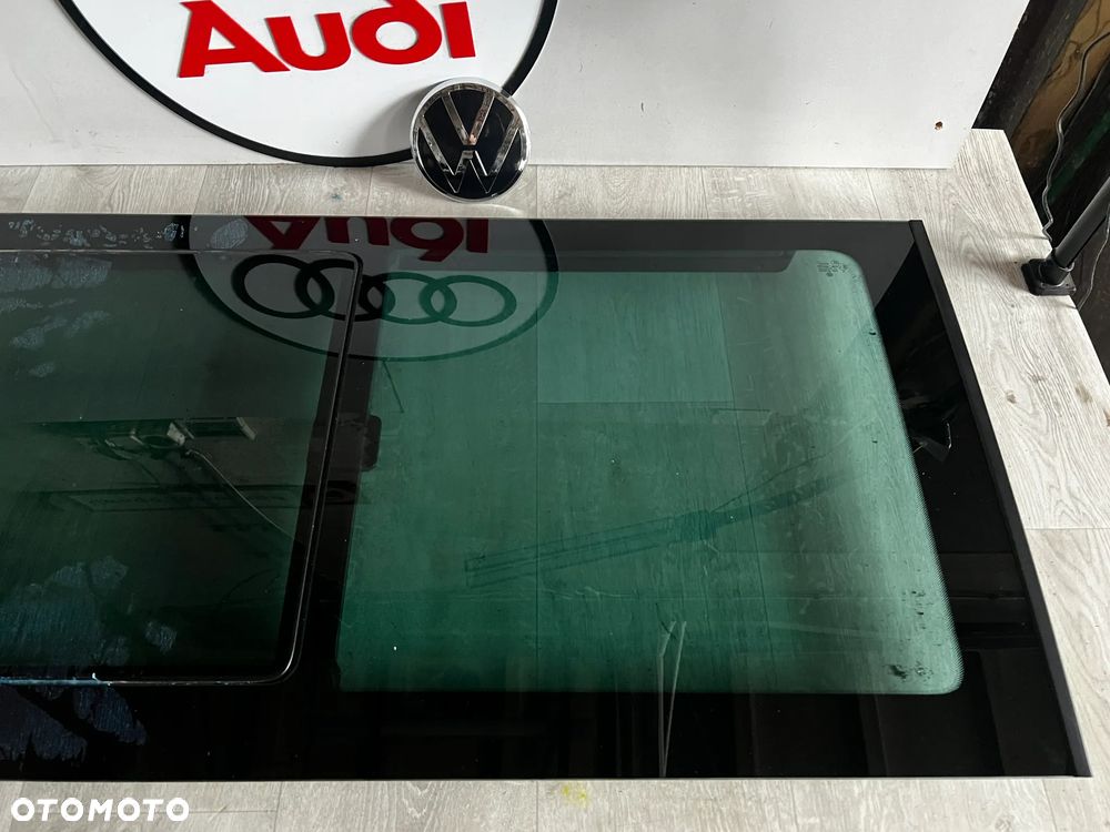 Szyba Boczna PRAWA Przesuwna VW CARAVELLA MULTIVAN T6 2019R 7E0847712AG ORYGINAŁ - 2