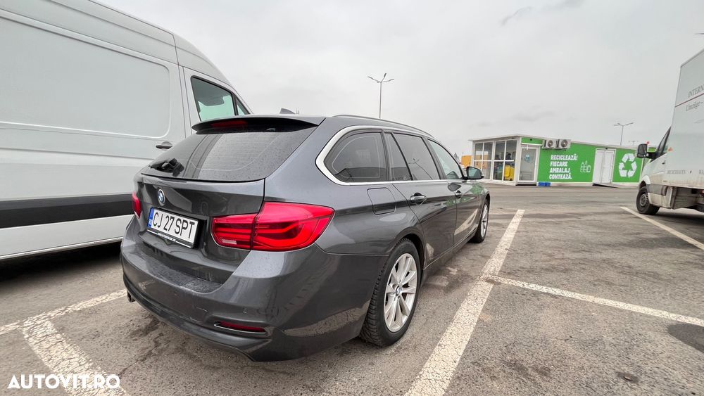 BMW Seria 3 320d xDrive AT - 7