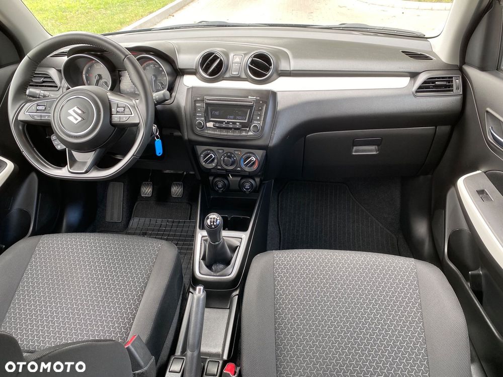 Suzuki Swift 1.2 Dualjet SHVS Premium Plus - 27
