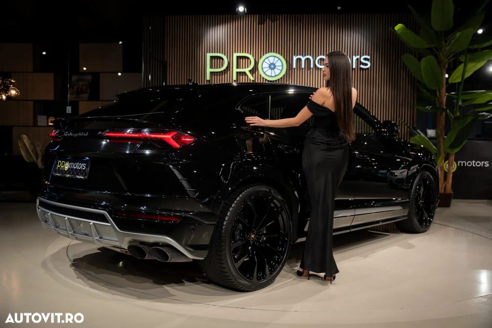 Lamborghini Urus - 13