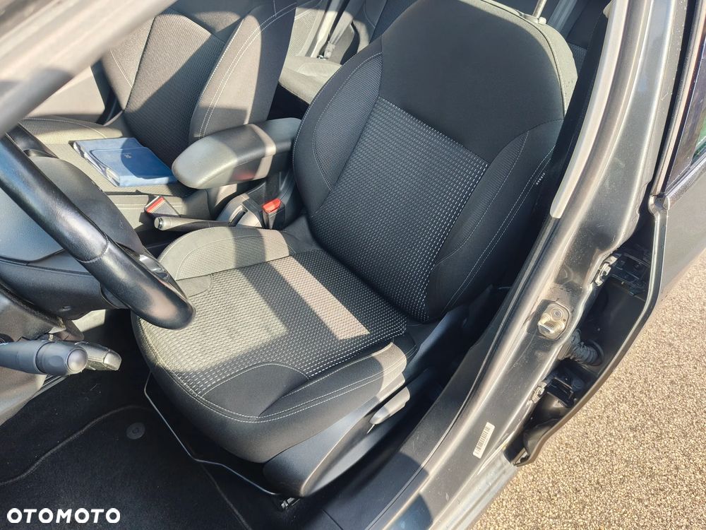 Peugeot 208 1.2 PureTech Allure - 18