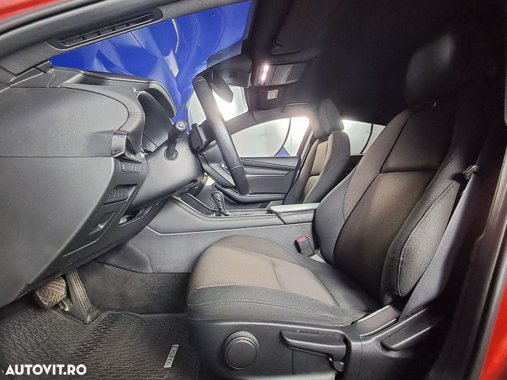 Mazda 3 - 12