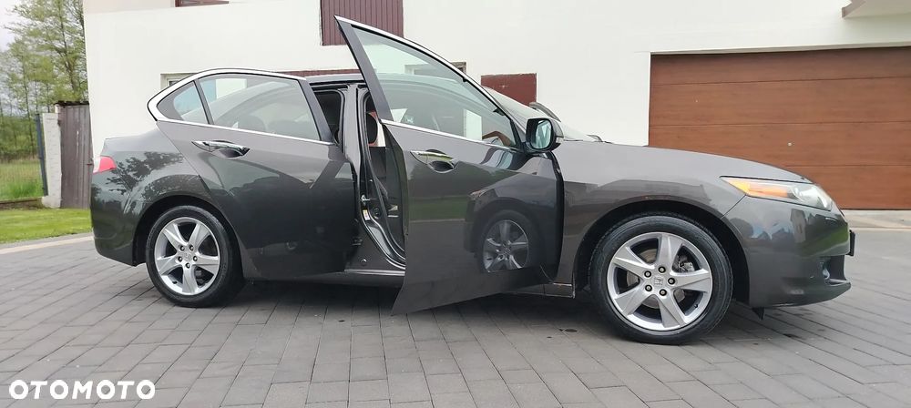 Honda Accord 2.0 Elegance - 15