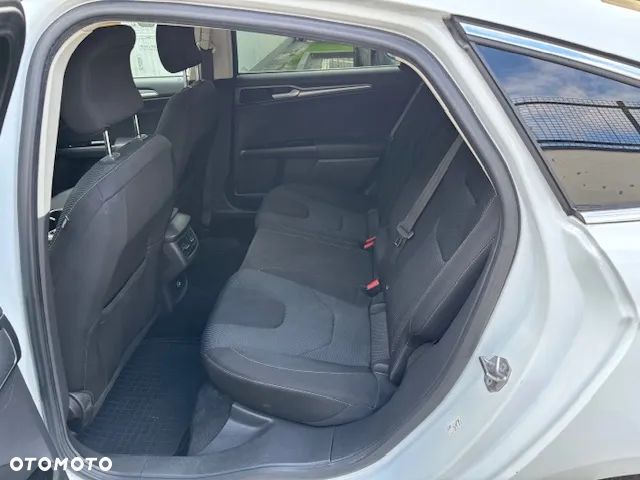 Ford Mondeo 1.5 EcoBoost Titanium - 9