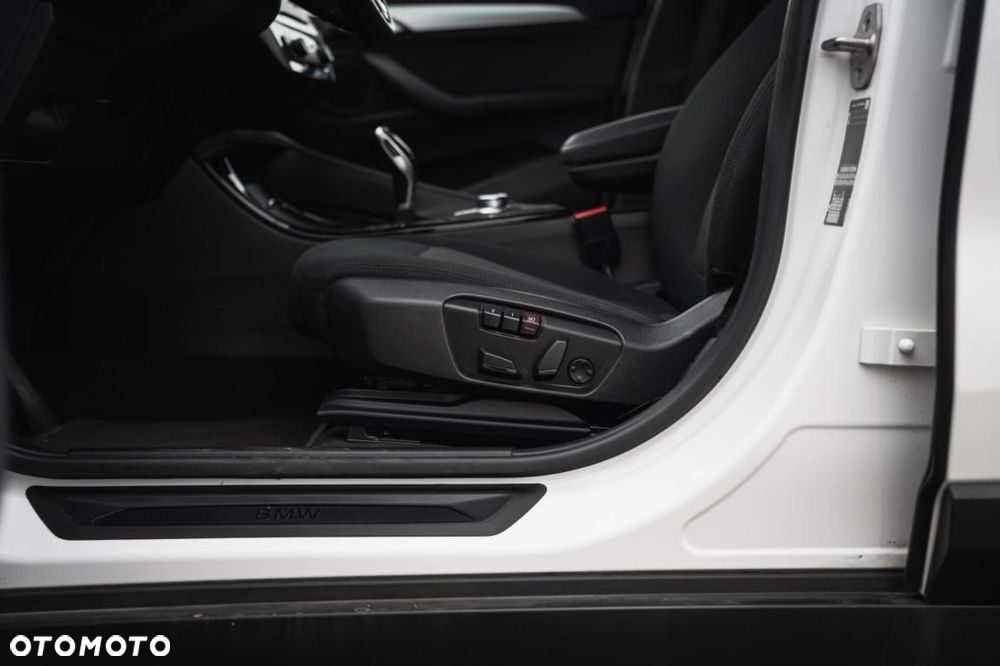 BMW X2 - 30