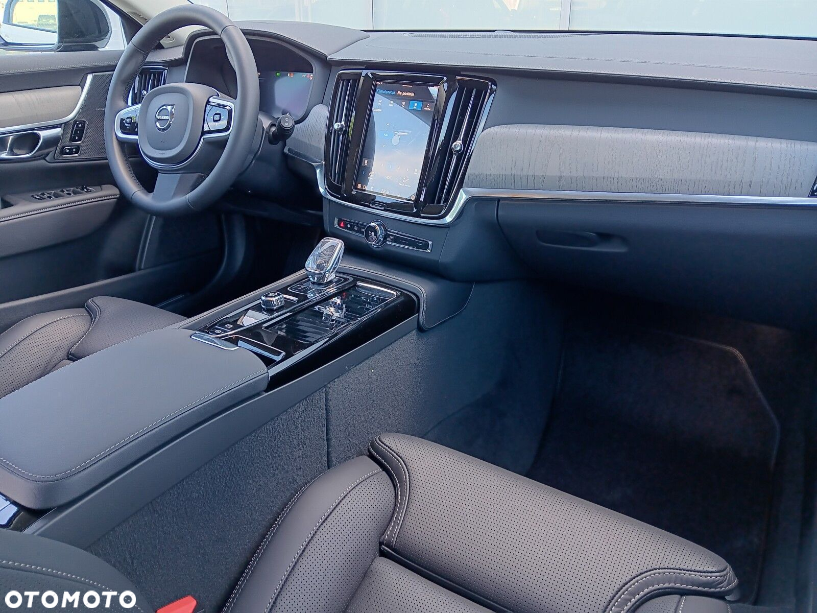 Volvo V90 - 17