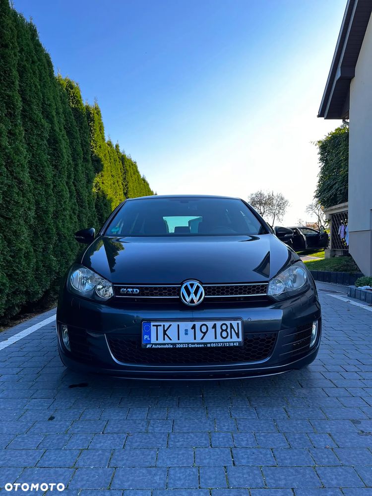 Volkswagen Golf - 2