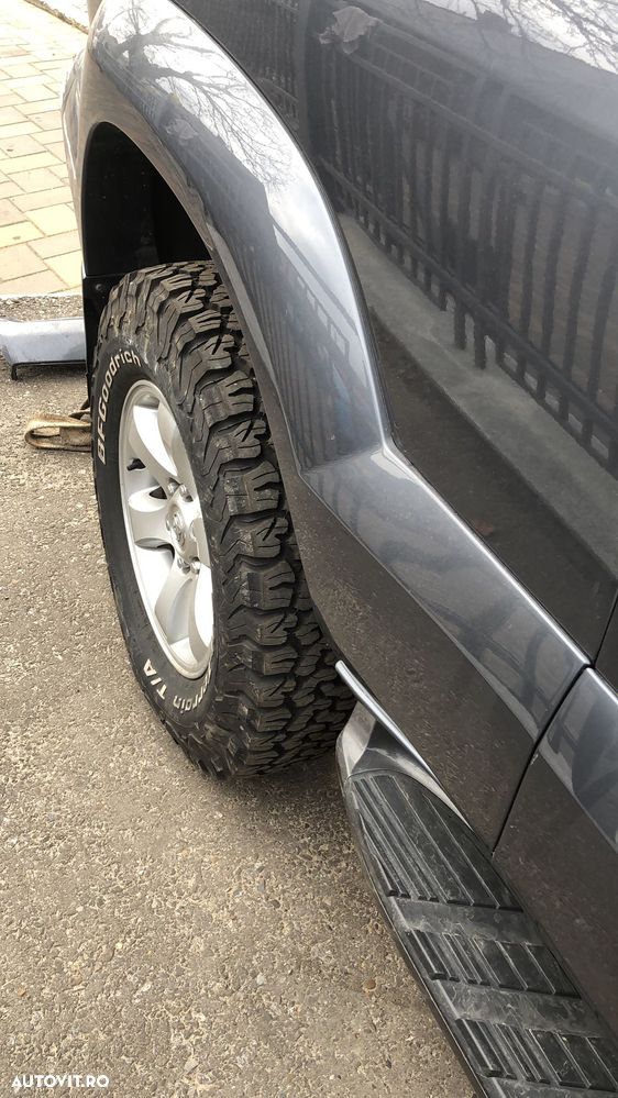 Toyota Land Cruiser 3.0 TD-4D VX - 3