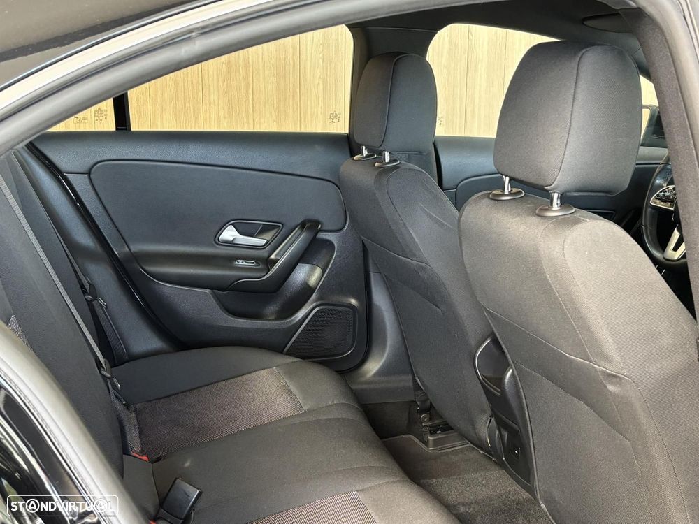 Mercedes-Benz CLA 180 d Shooting Brake Style Aut. - 15