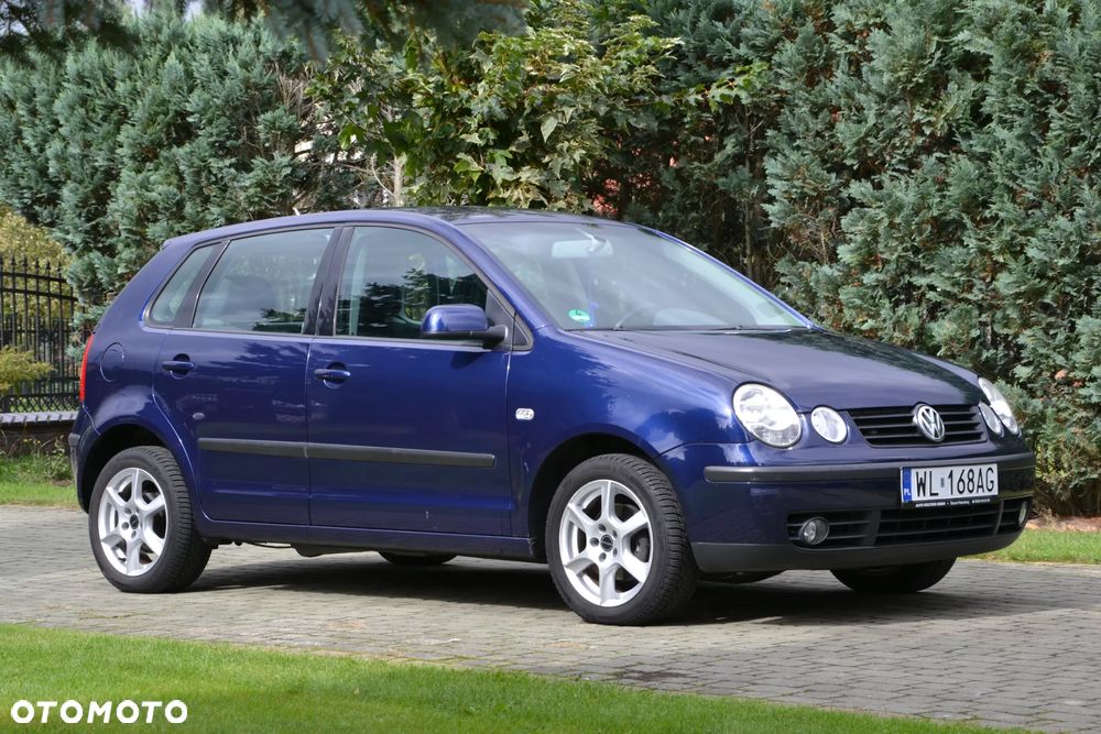 Volkswagen Polo 1.4 16V Comfortline - 1