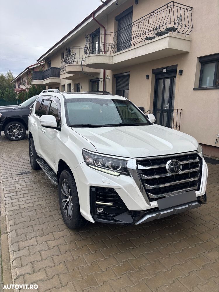 Toyota Land Cruiser 2.8l Turbo D-4D A/T AVS Luxury - 3