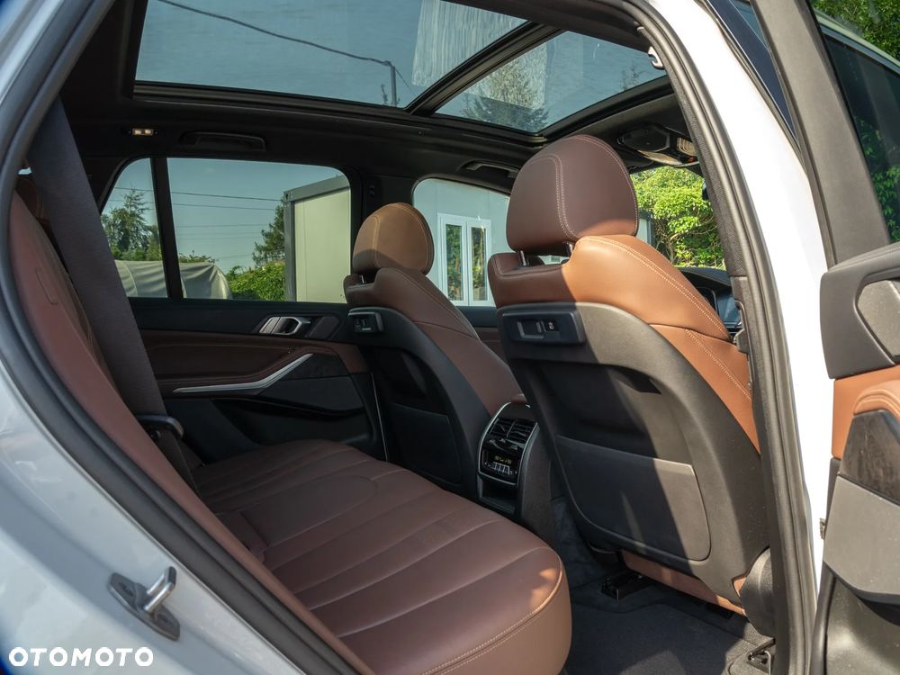 BMW X5 xDrive45e - 15