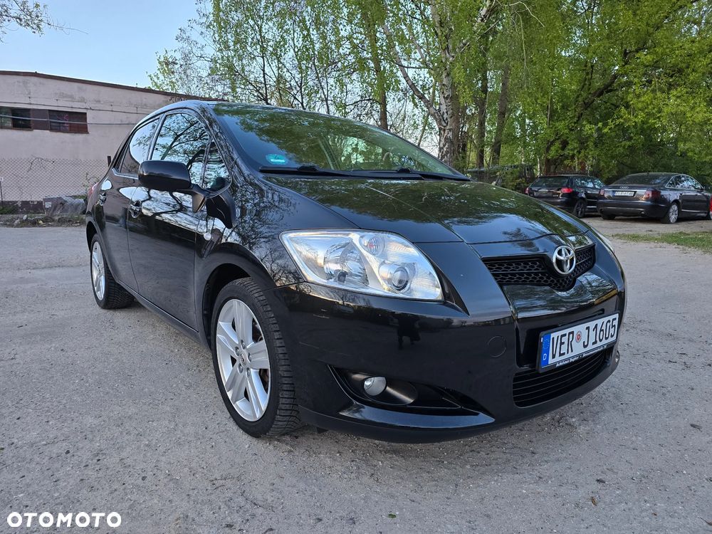 Toyota Auris 1.4 VVT-i Sol - 1