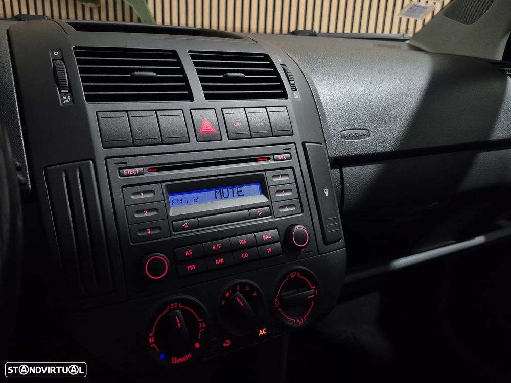 VW Polo 1.2 Confortline AC - 9