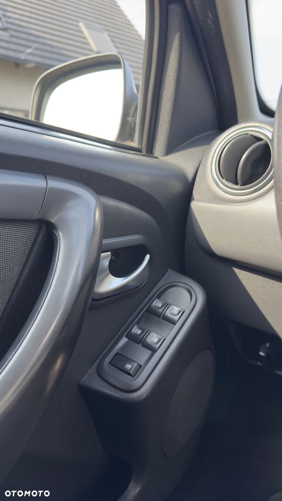 Dacia Duster 1.5 dCi Prestige - 24