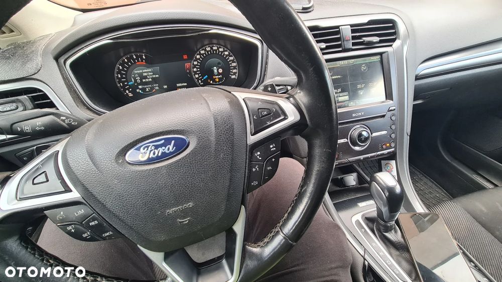 Ford Mondeo 2.0 TDCi Titanium PowerShift - 12