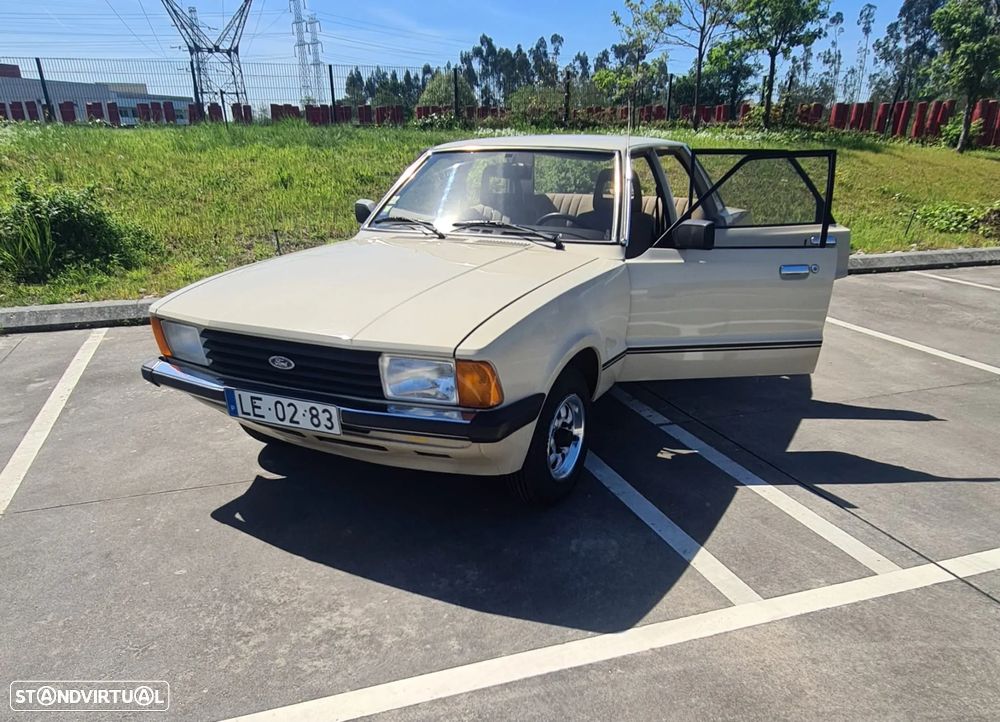 Ford Cortina - 1