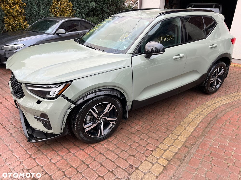 Volvo XC 40 - 5