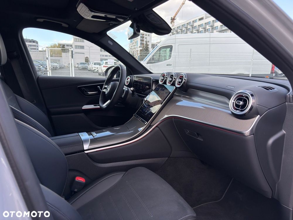 Mercedes-Benz GLC - 26