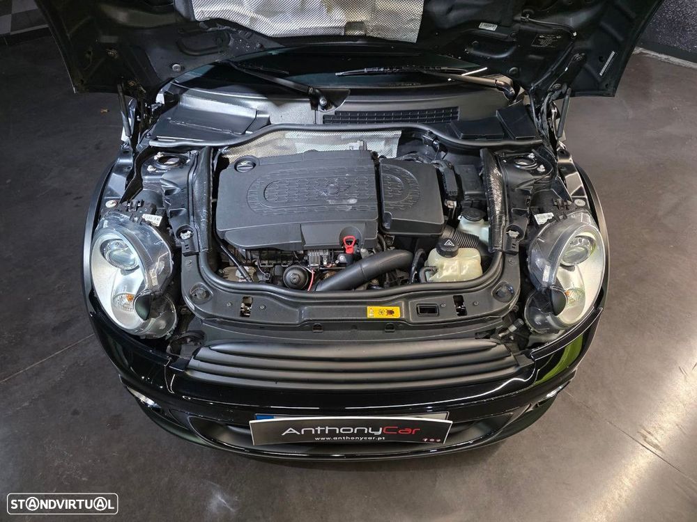 MINI 3 Portas Cooper D - 36