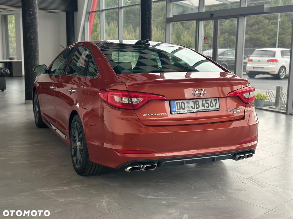 Hyundai Sonata - 9