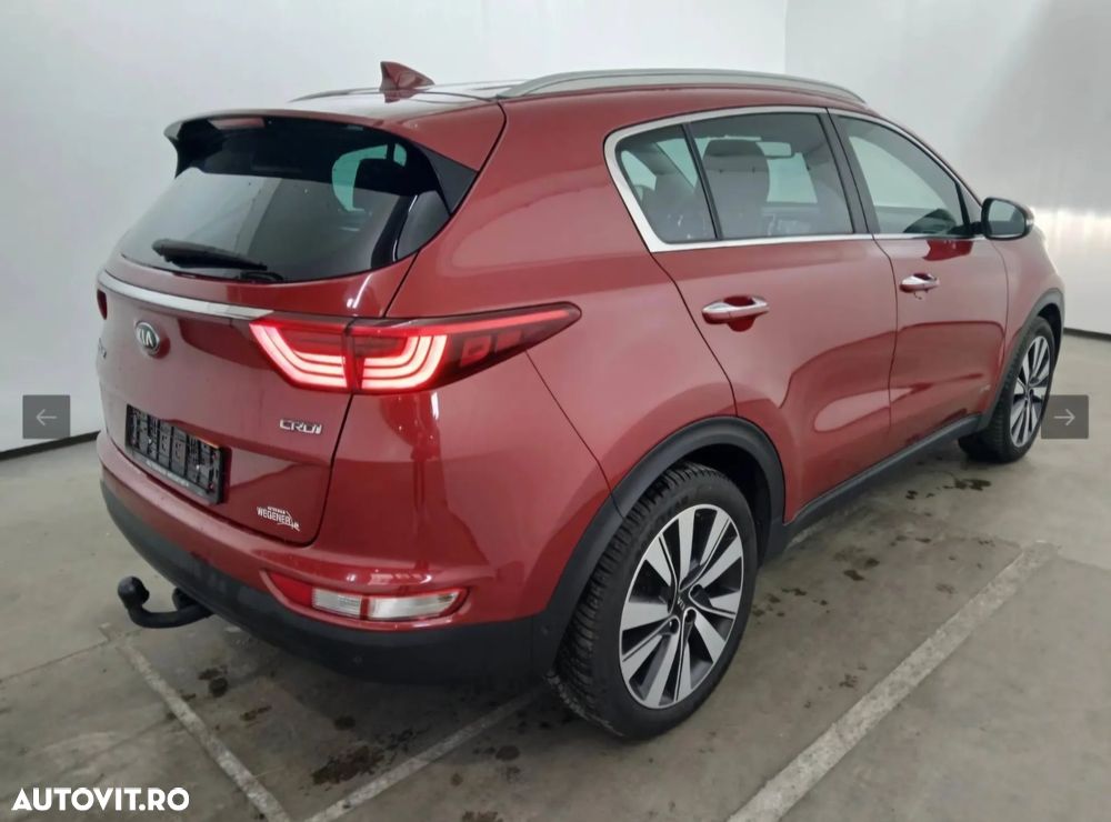 Kia Sportage 2.0 CRDI 4WD Automatik Spirit - 4