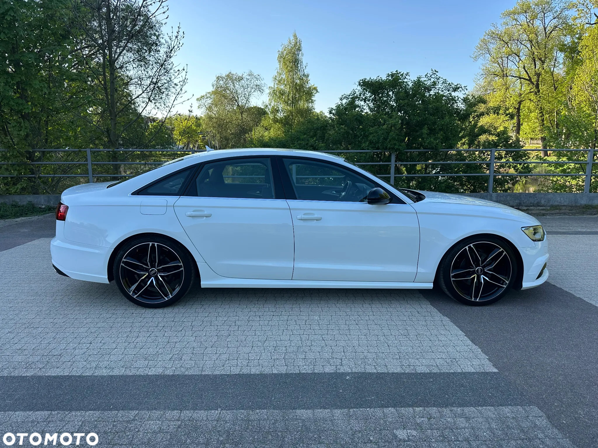 Audi A6 2.0 TDI ultra S tronic - 5