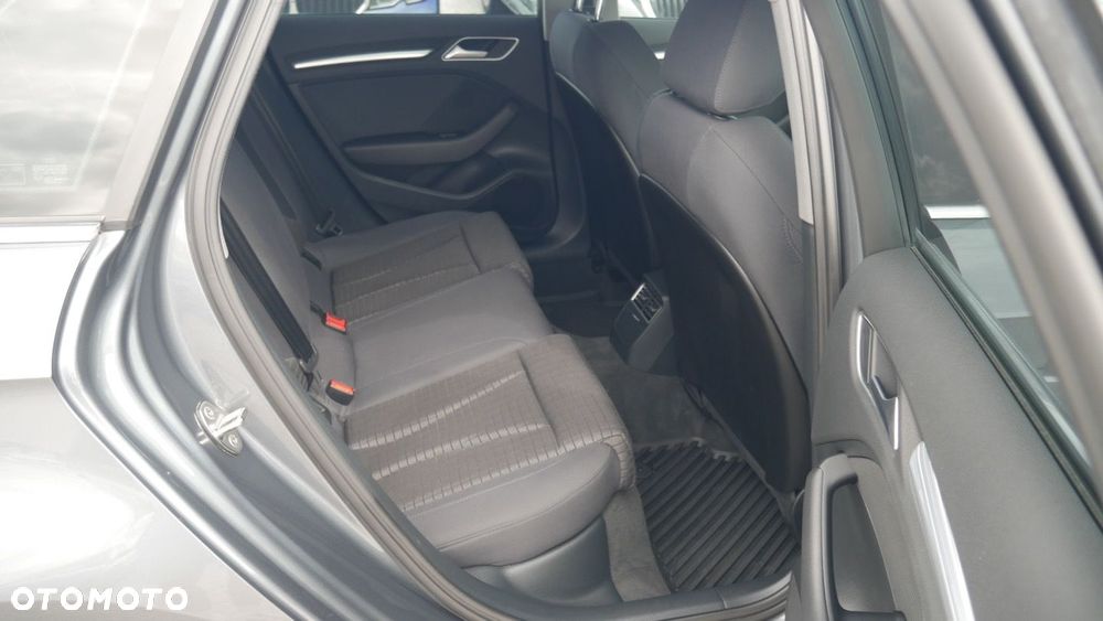 Audi A3 Sportback - 18