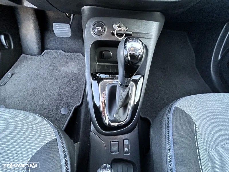 Renault Captur 1.2 TCe Exclusive EDC - 19