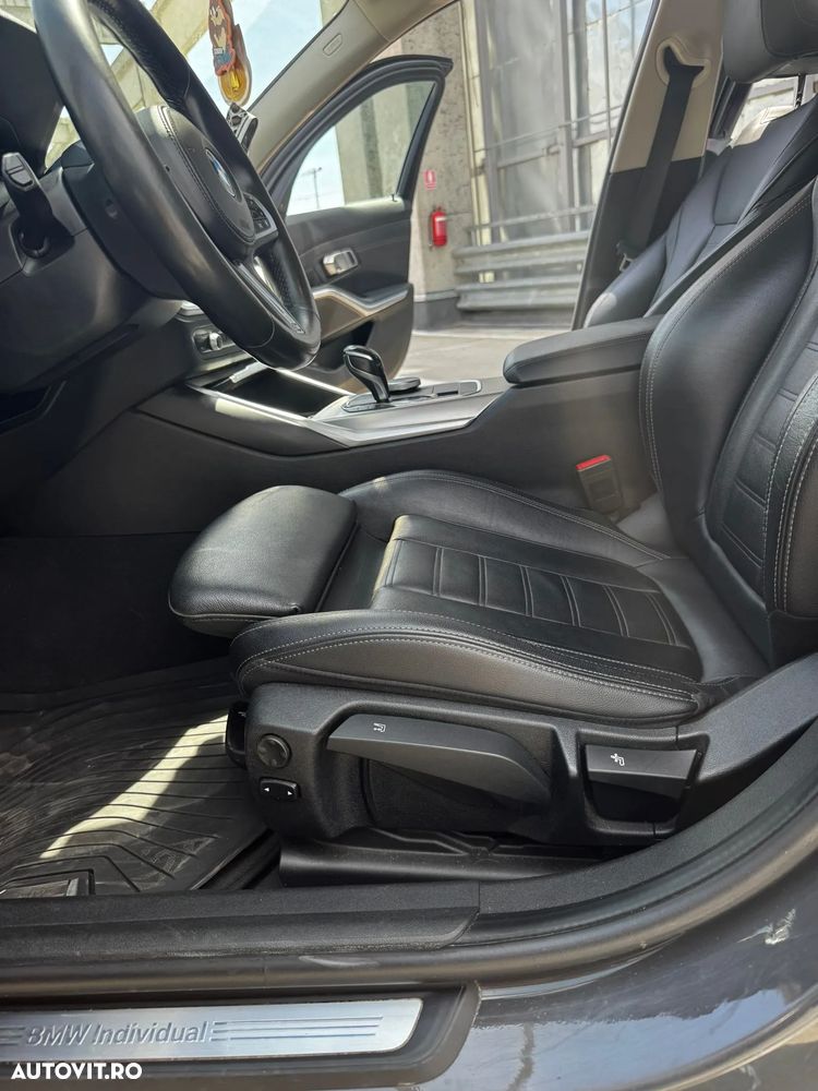 BMW Seria 3 330e Aut. Sport Line - 13