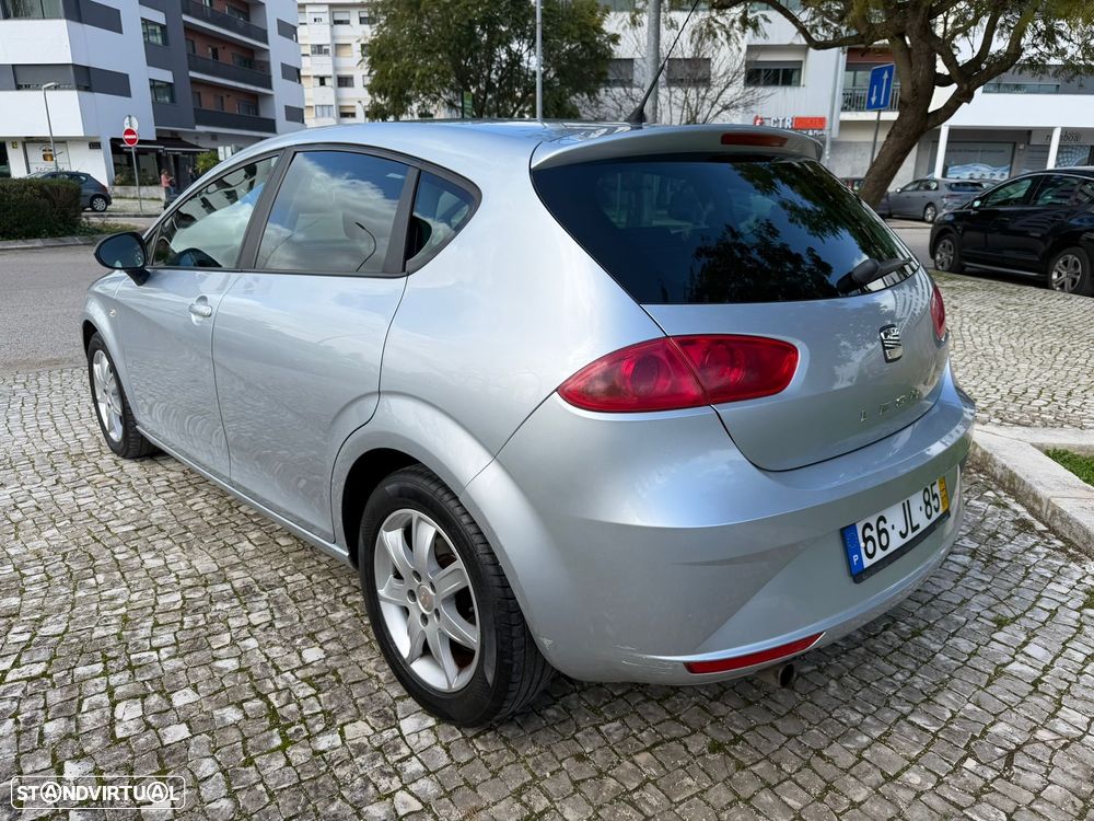 SEAT Leon 1.6 TDI ECOMOTIVE Reference - 12