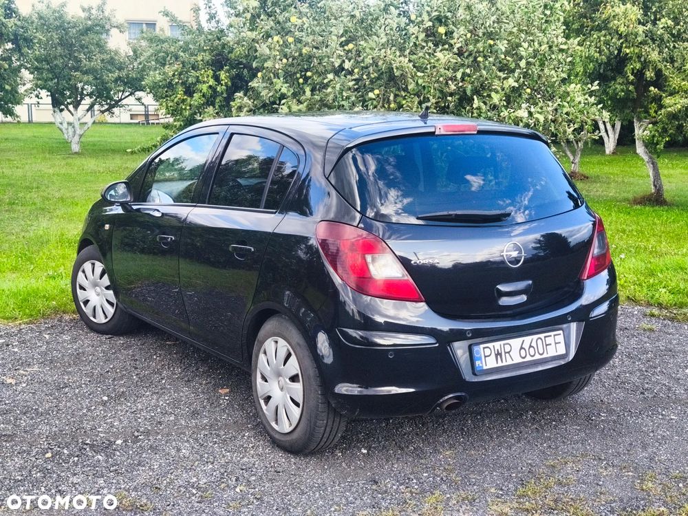 Opel Corsa - 4