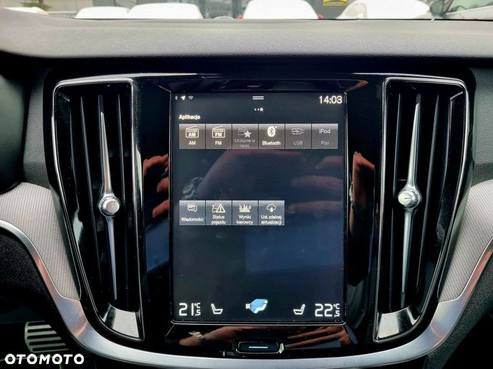 Volvo V60 D4 Geartronic R-Design - 29