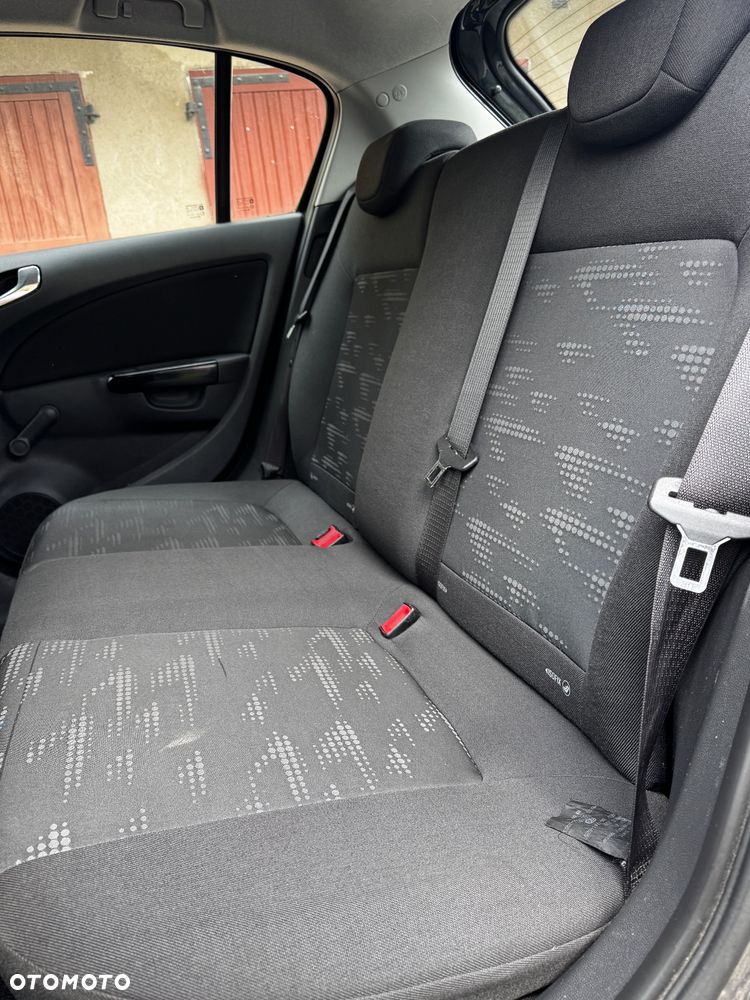 Opel Corsa 1.4 16V Enjoy - 10