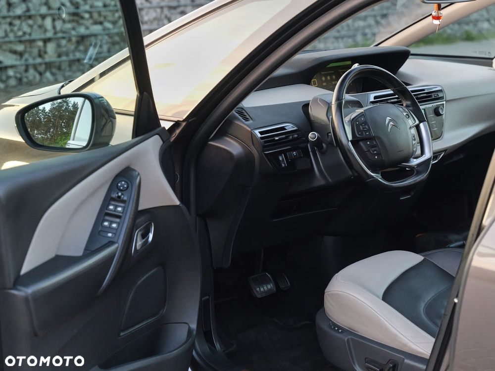 Citroën C4 Picasso 1.6 THP Shine S&S EAT6 - 18