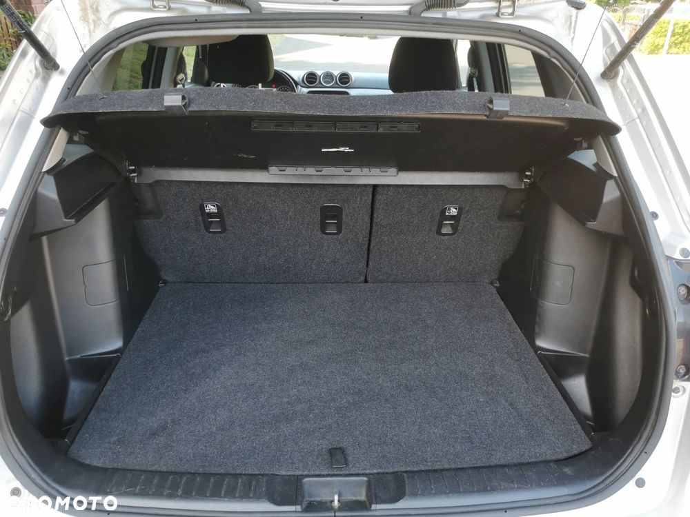Suzuki Vitara 1.6 DDiS (4x4) Allgrip Comfort - 11
