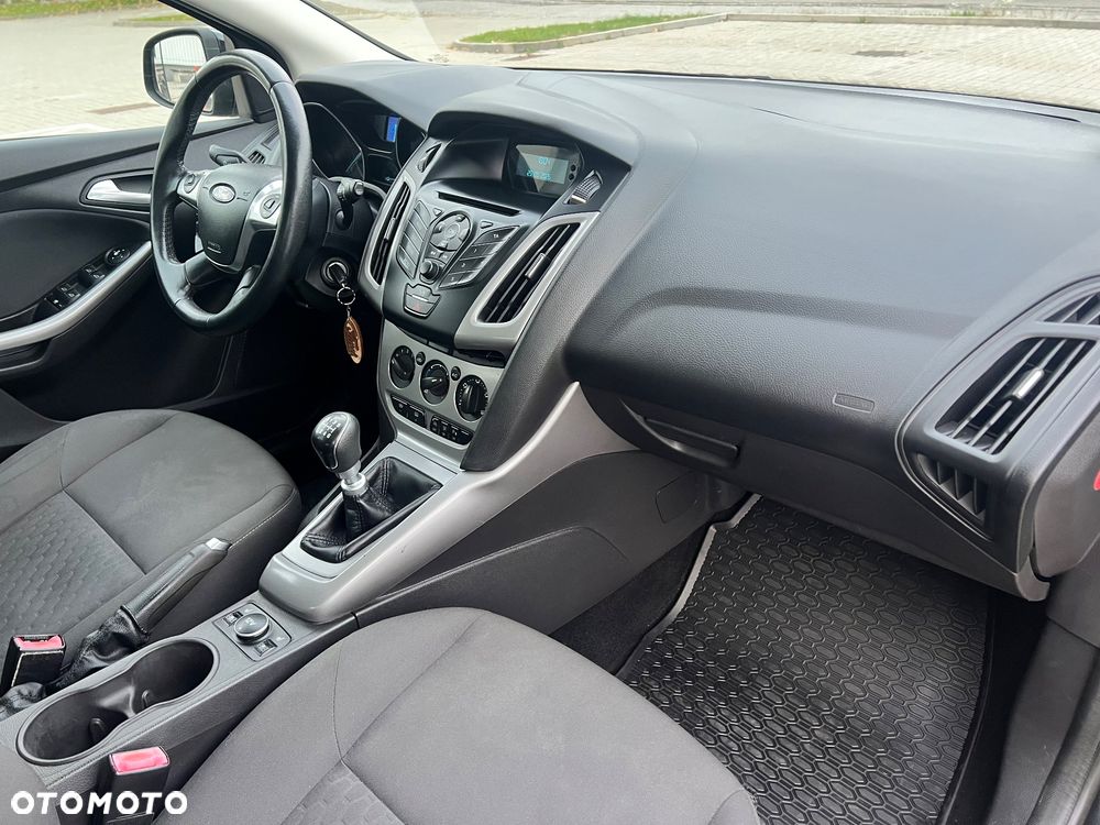 Ford Focus 1.0 EcoBoost Edition - 19