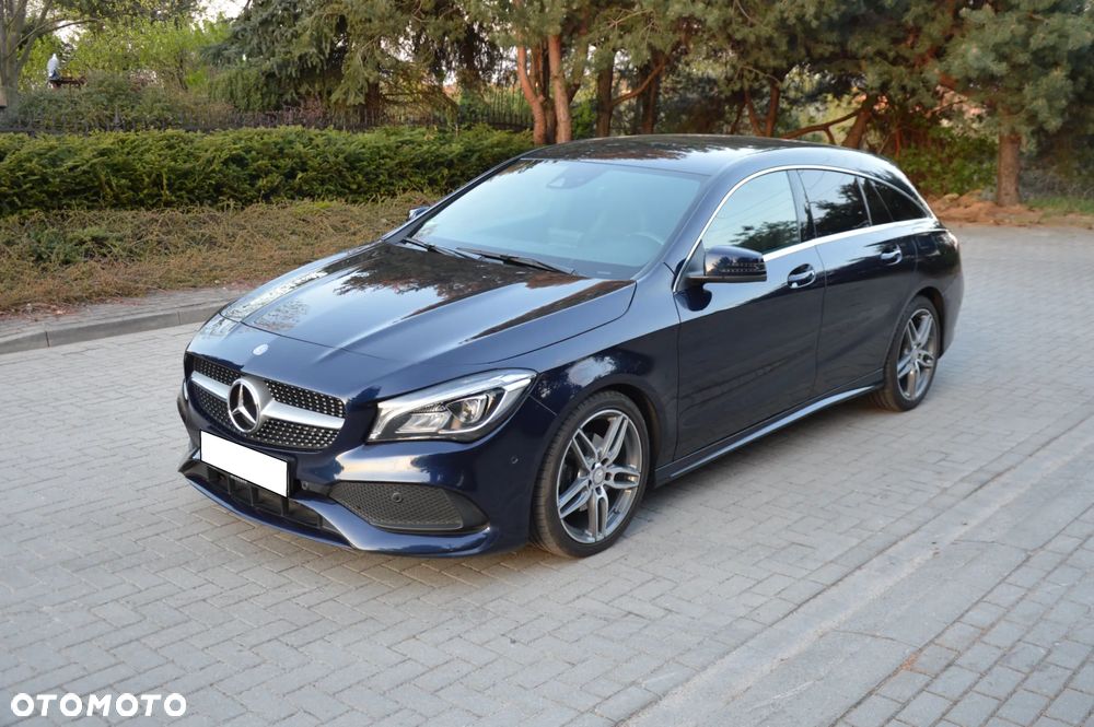 Mercedes-Benz CLA 180 d AMG Line - 4